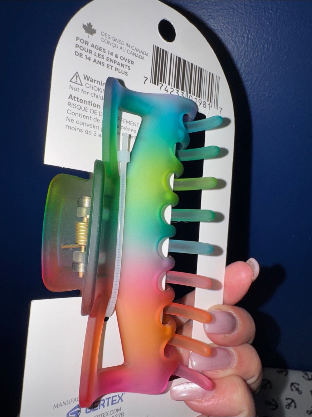 Rainbow Frosted Hair Claw Clip 🌈✨ NWT - Picture 5 of 6